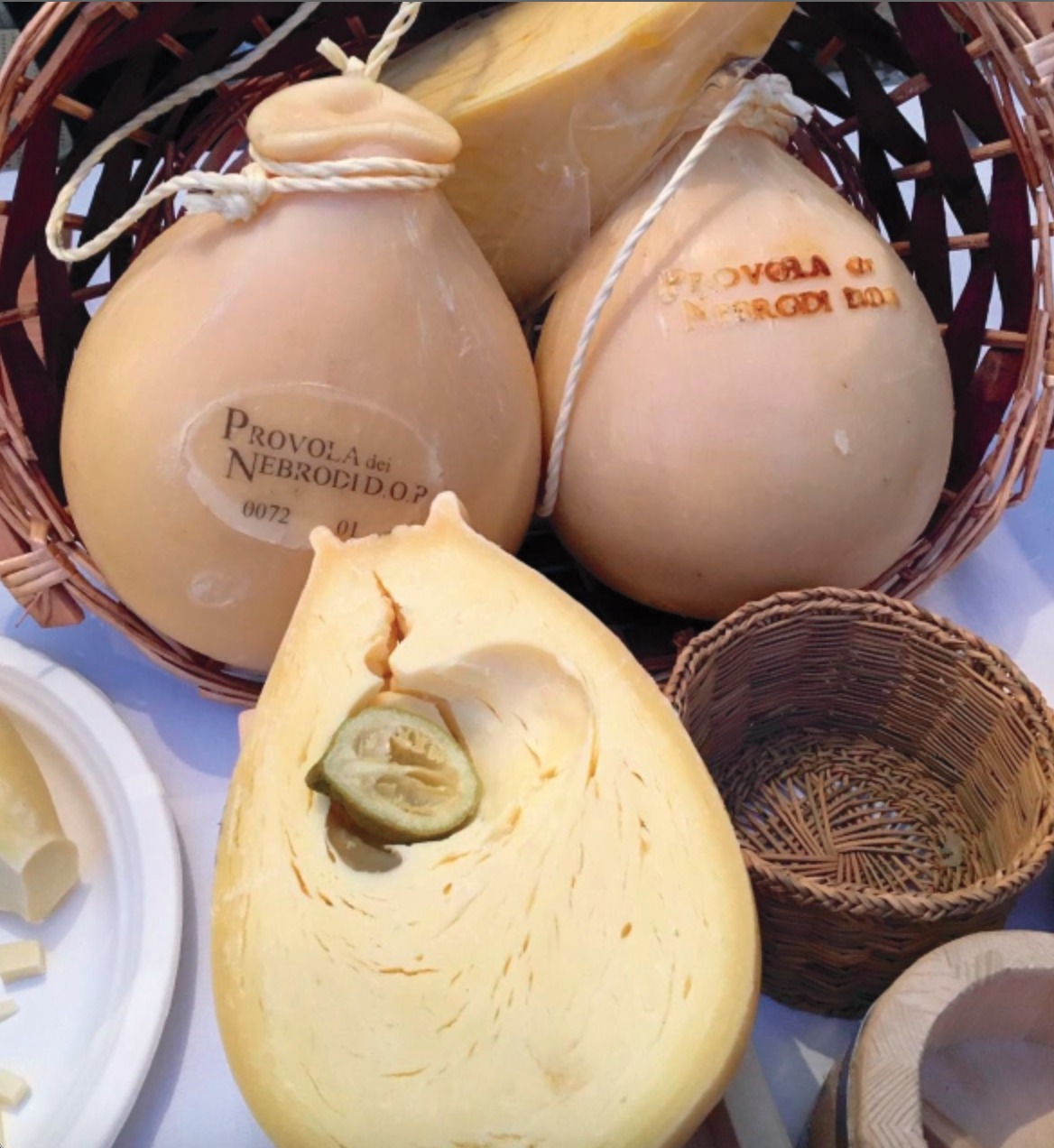 Provola dei Nebrodi D.O.P.: Tradizione, Innovazione e Premiazione il 25 Maggio